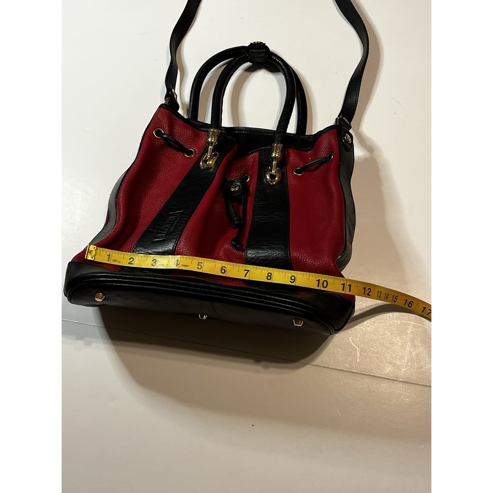 Valentina Carrano Red / Black Leather Bucket Bag Crossbody Purse - Picture 8 of 9